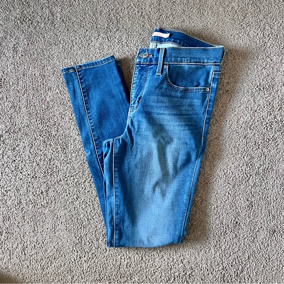 Levi Jeans - Picture 9 of 12